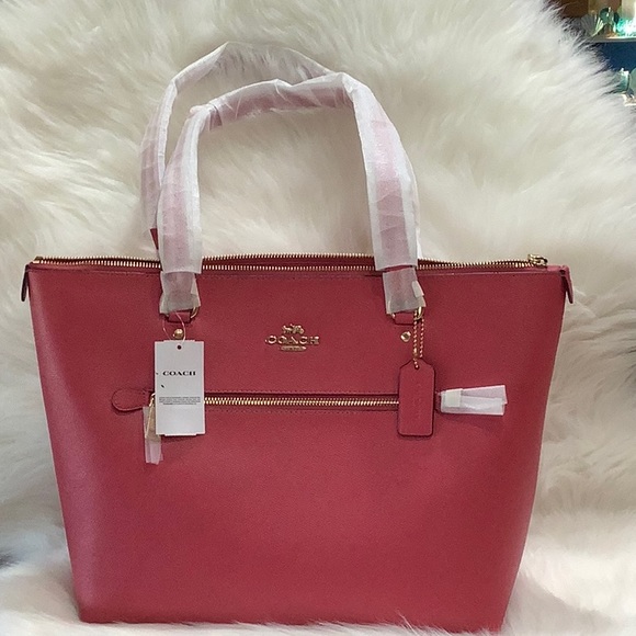 NEW COACH Gallery Tote 🍓Strawberry Haze - Picture 9 of 14